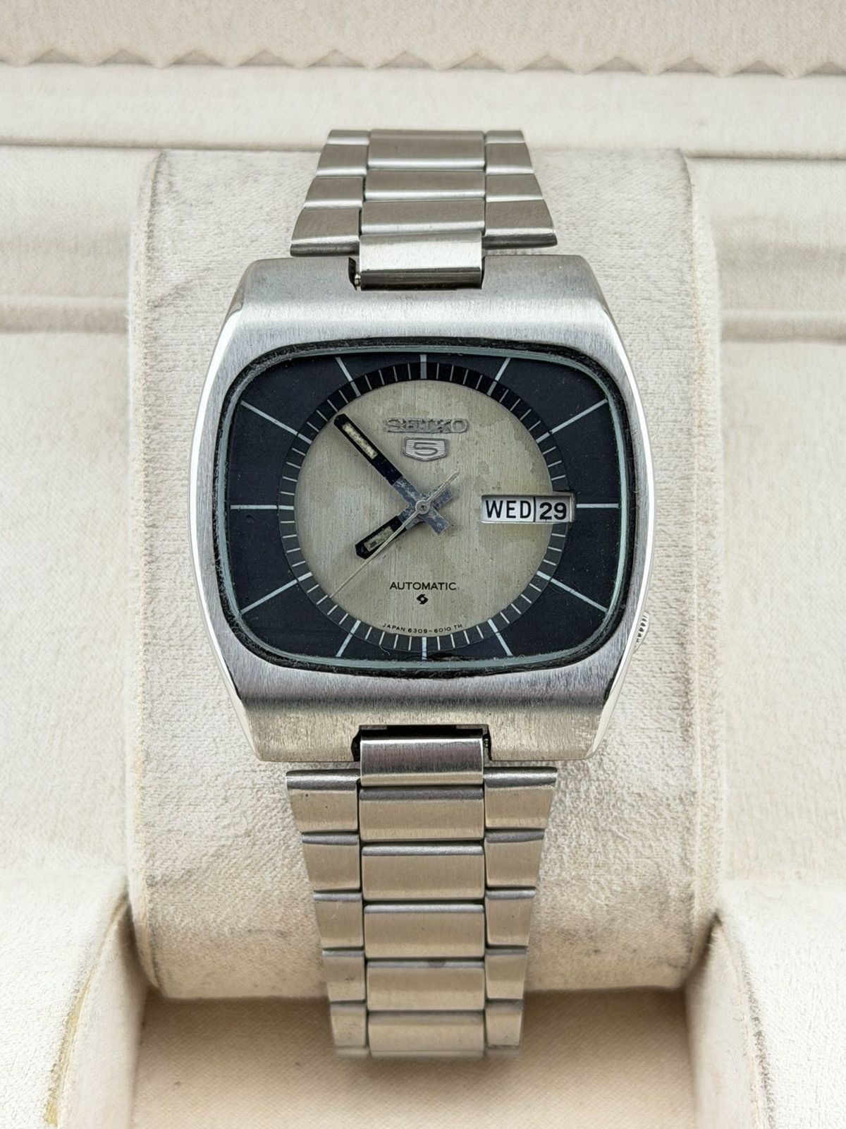 Seiko Seiko 5 automatic watch gray dial vintage mens watch Size 36 - 1 Thumbnail