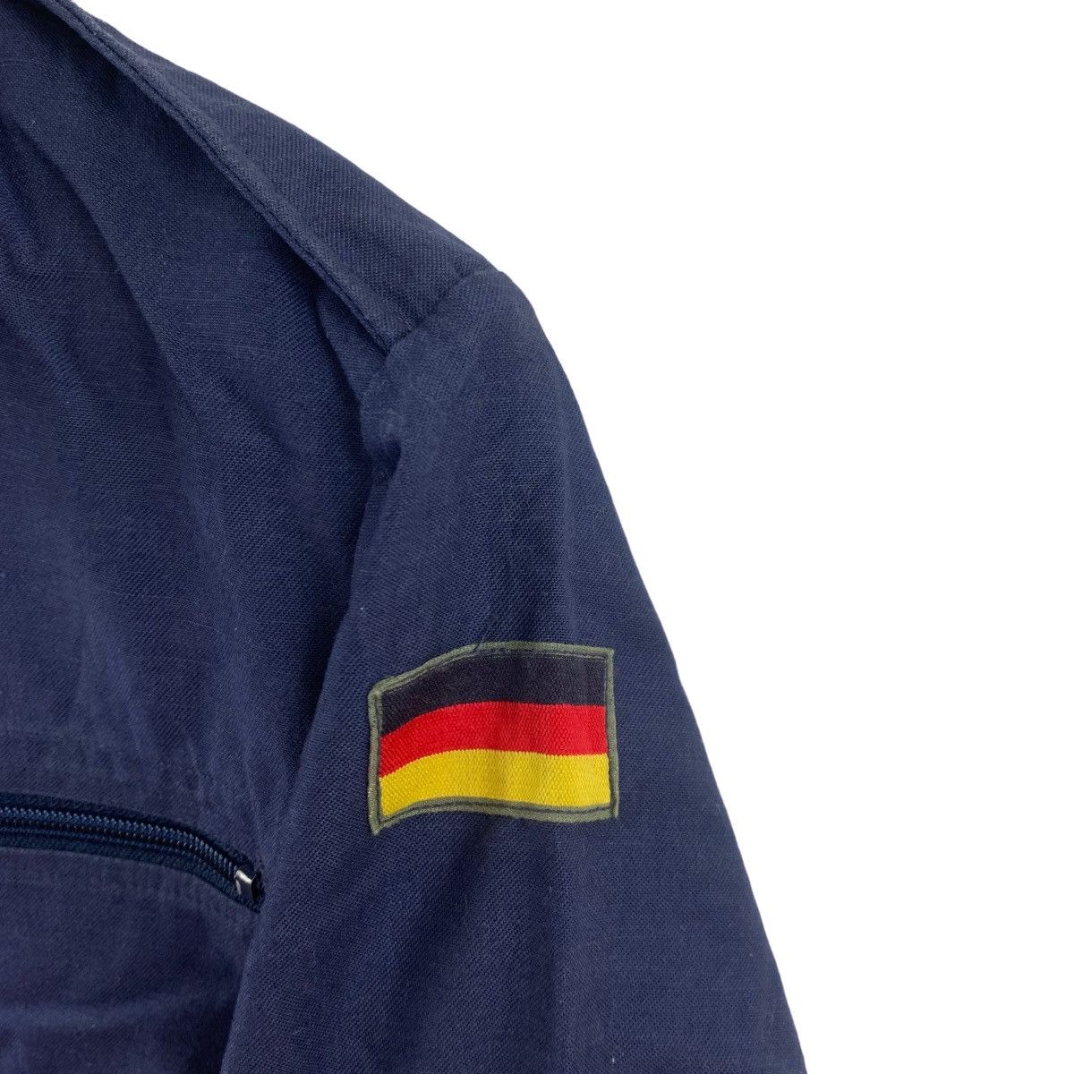 Vintage Vintage 1983 GERMANY ARMY AID MEDICAL Staff Size US S / EU 44-46 / 1 - 3 Thumbnail