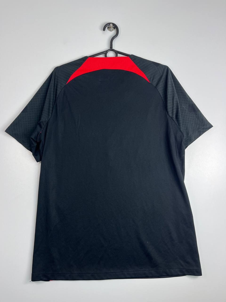 Nike Liverpool Fc Training Shirt Football Soccer Nike Size L Size US M / EU 48-50 / 2 - 6 Thumbnail