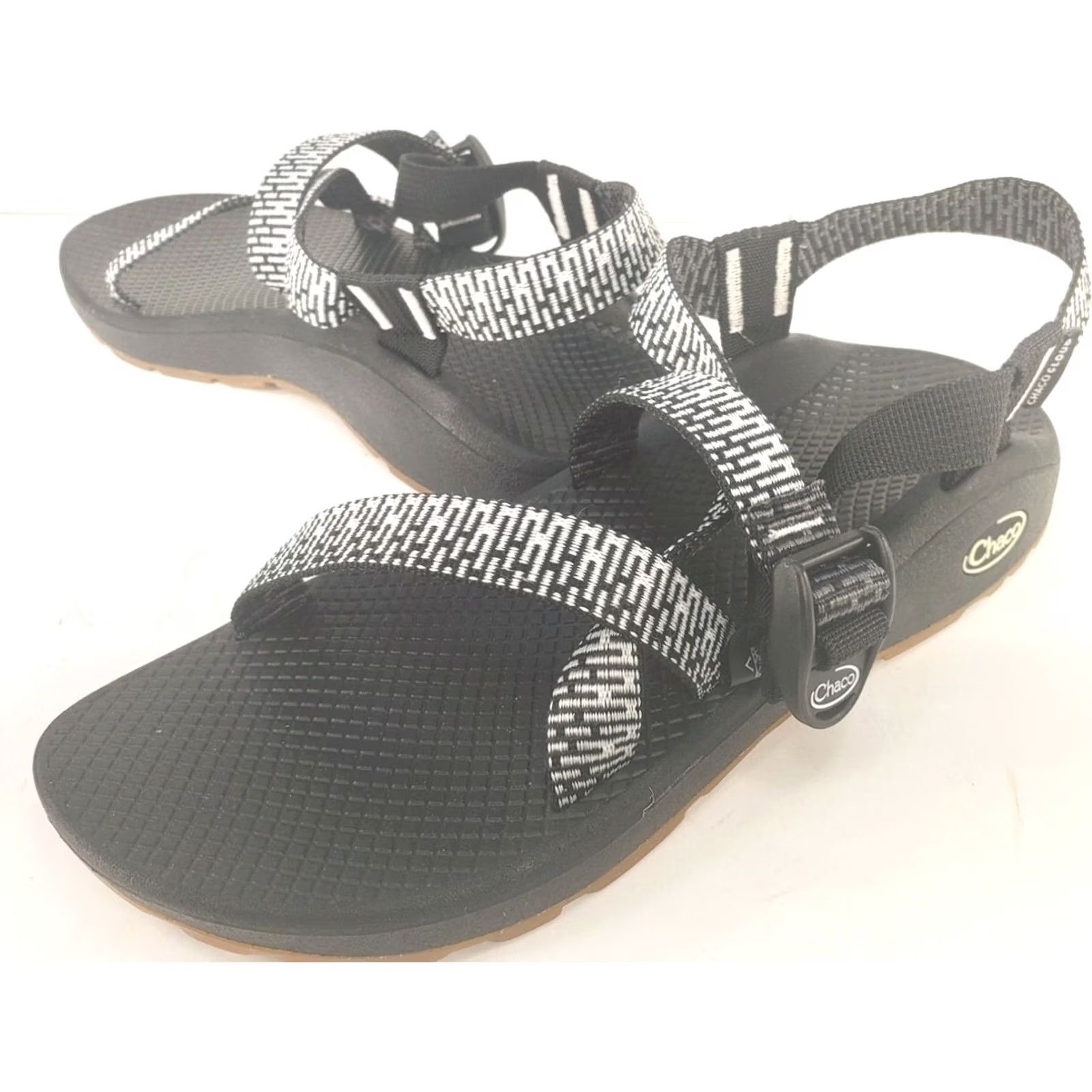 Chaco Chaco Z/Cloud Sandals Black/White Size 9 Womens Strappy Casual Comfort, River, Watersports, Travel, Party/Cocktail Size US 9 / IT 39 - 2 Thumbnail