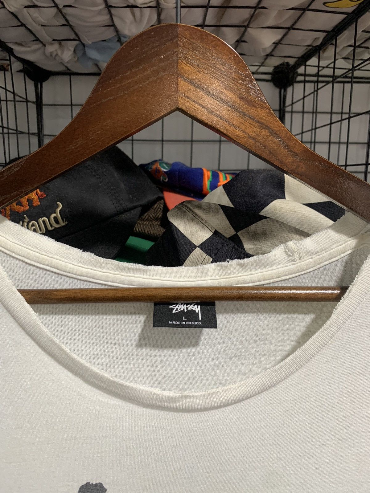 Stussy Distressed Stussy Tshirt Size US L / EU 52-54 / 3 - 6 Thumbnail