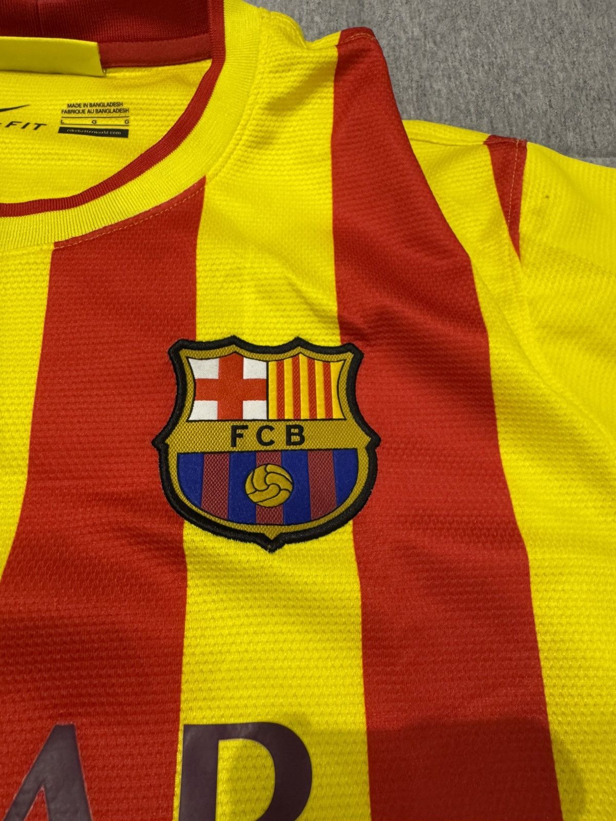 Nike BARCELONA BARCA CATALONIA FLAG KIT 2013-2014 ERA Size US L / EU 52-54 / 3 - 3 Thumbnail