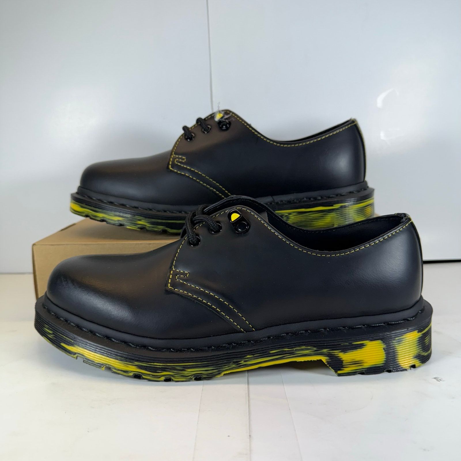 Dr. Martens Dr Martens AirWair Low Bottoms Black/Yellow Size 7 Men Size US 7 / EU 40 - 1 Thumbnail