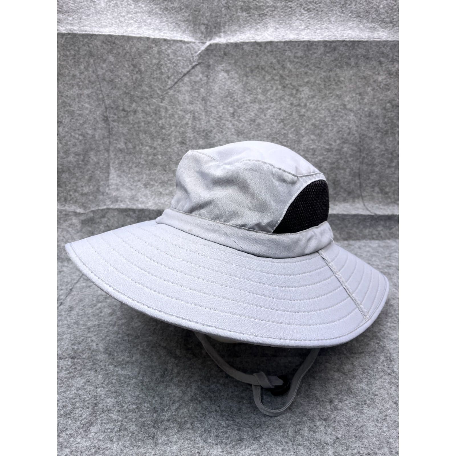 Vintage Einskey Sun Hat Adult One Size Gray Knit 100% Polyester Camp Outdoors Sun Hat Unisex Adults Size ONE SIZE - 4 Thumbnail