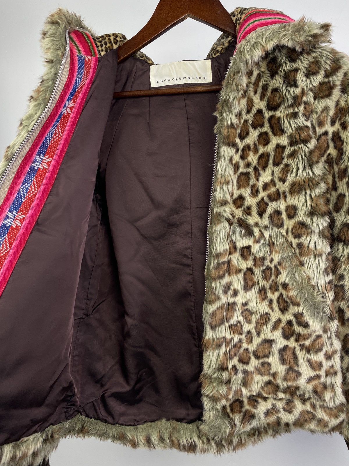 Sunao Kuwahara 2000’s Sunaokuwahara Leopard Print Faux Fur Cropped Jacket Size S / US 4 / IT 40 - 9 Thumbnail