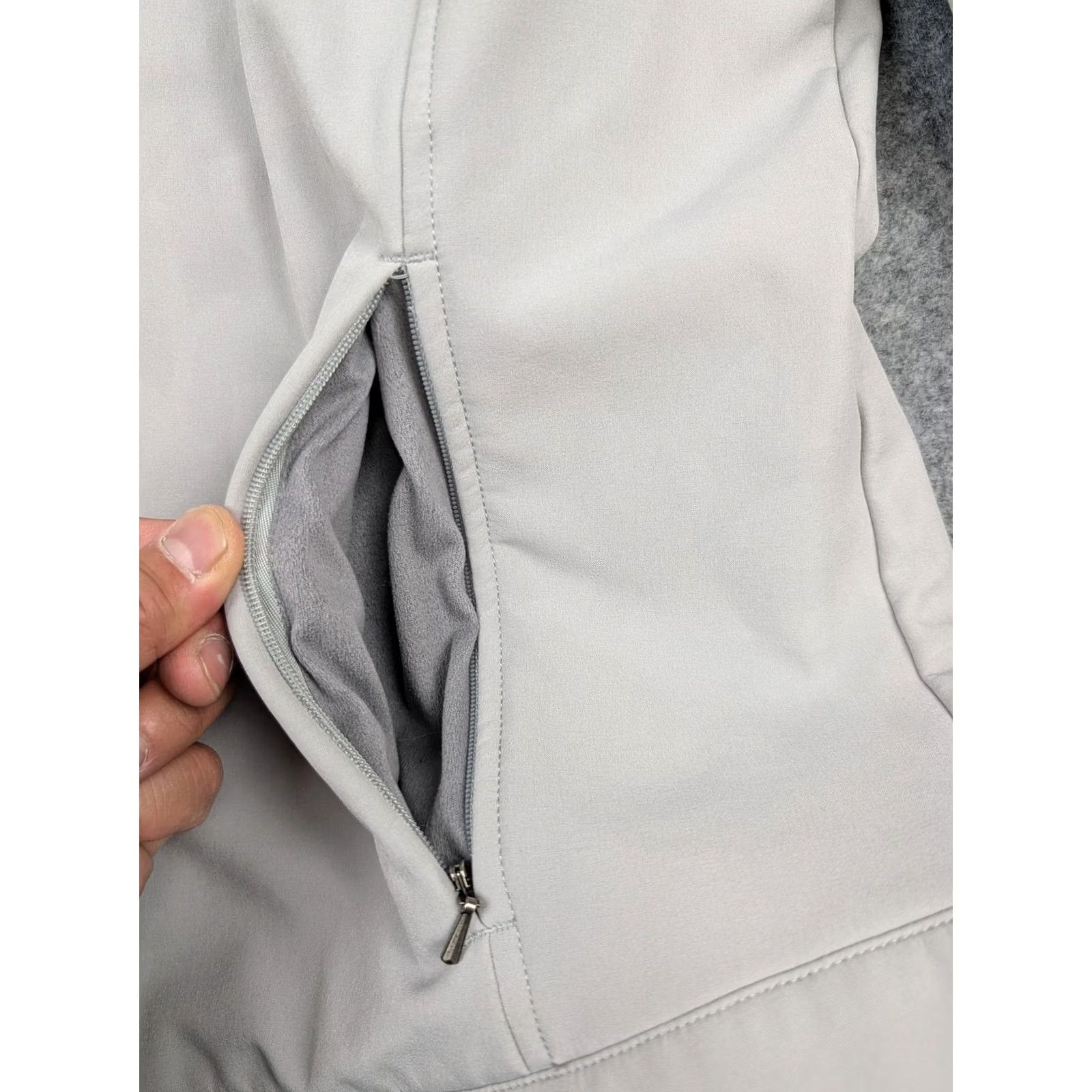 Patagonia VINTAGE Patagonia Jacket Womens Large Gray Softshell Full Zip Lined Floral Size L / US 10 / IT 46 - 3 Thumbnail