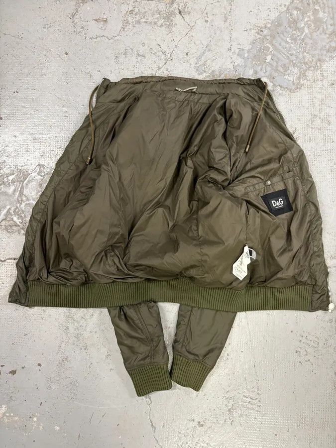 Dolce & Gabbana 2000s Dolce & Gabbana Khaki Nylon Cargo Bomber Jacket Size US S / EU 44-46 / 1 - 7 Thumbnail