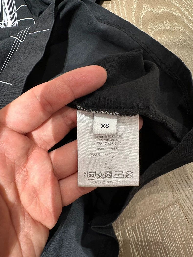 Givenchy Givenchy Cobra Short-Sleeve T-Shirt (OS XS) Size US XS / EU 42 / 0 - 5 Thumbnail