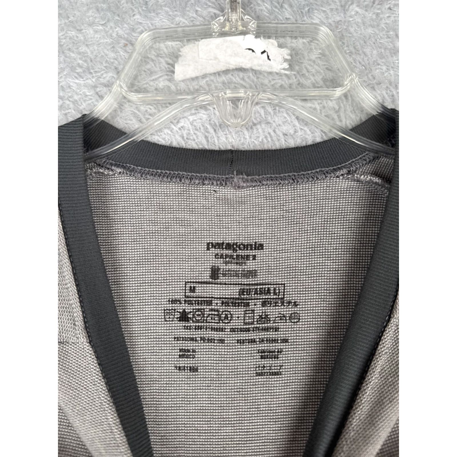 Patagonia Patagonia Shirt Men’s Medium Gray Capilene 2 Short Sleeve Crew Neck Polyester Jersey Embroidered Logo Vintage No Size US M / EU 48-50 / 2 - 7 Thumbnail
