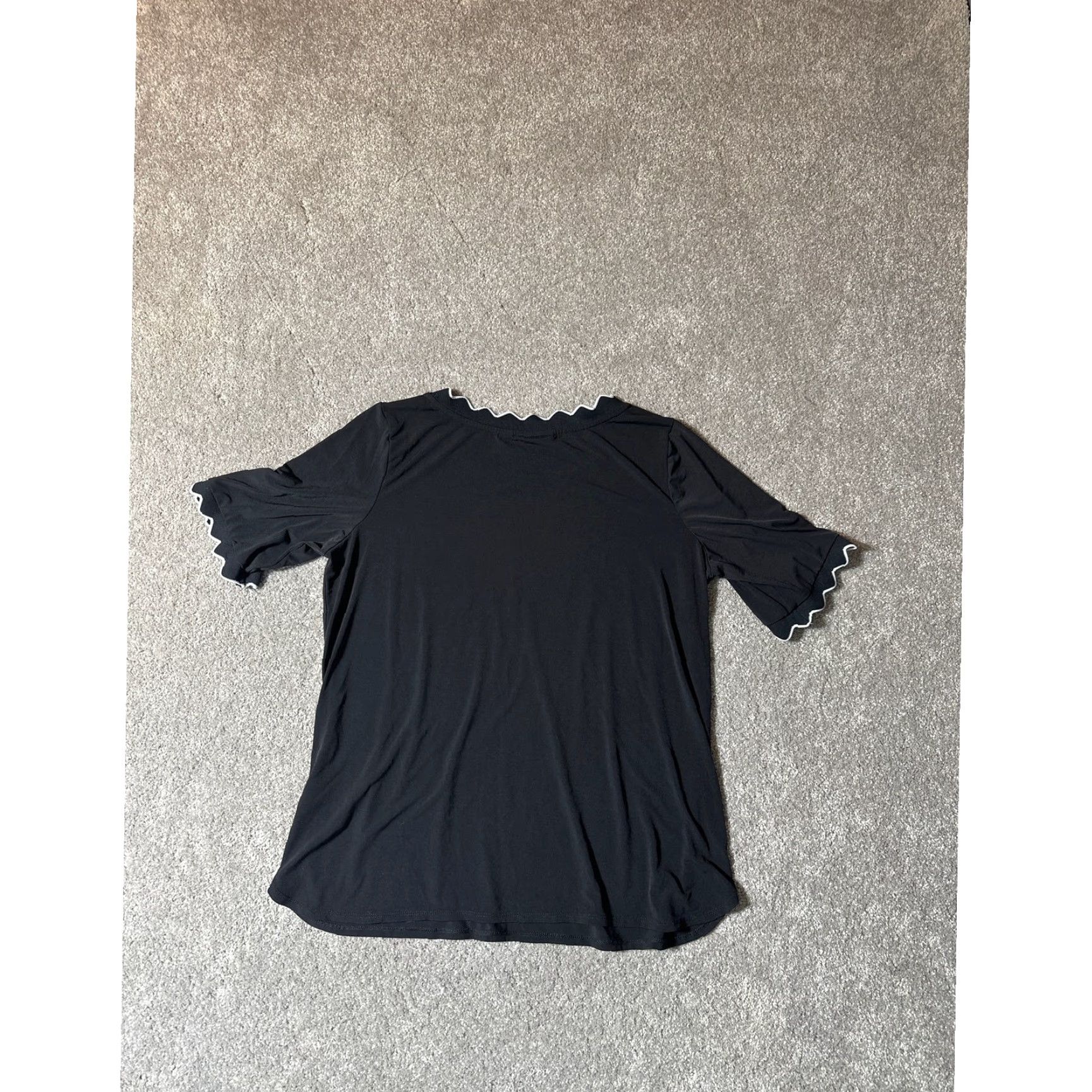 Vintage Susan Graver Blouse L Casual Women Round Neck Short Sleeve Solid Jersey Polyester Blend Black Vintage No Size L / US 10 / IT 46 - 8 Thumbnail