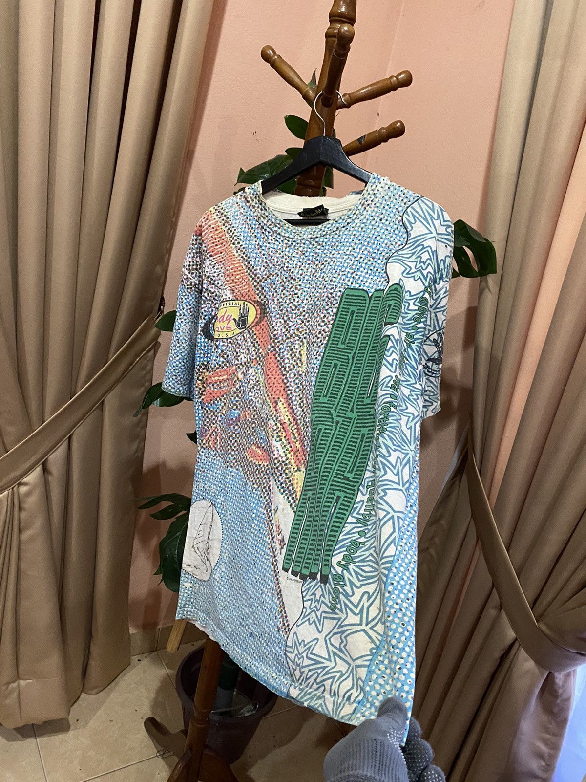 Body Glove VINTAGE 90S BODY GLOVE BIG AIR ALL OVER PRINT SHIRT Size US L / EU 52-54 / 3 - 9 Thumbnail