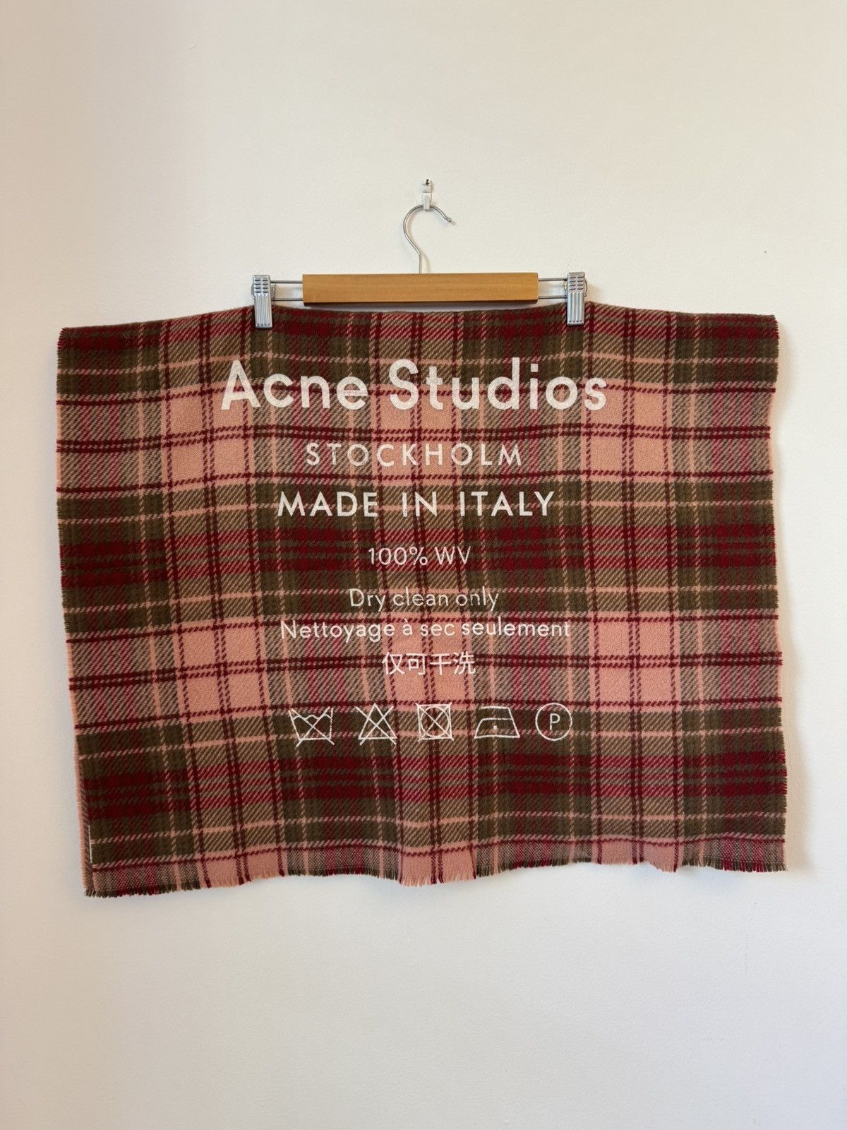 Acne Studios Acne Studios Logo Large Scarf Size ONE SIZE - 1 Thumbnail