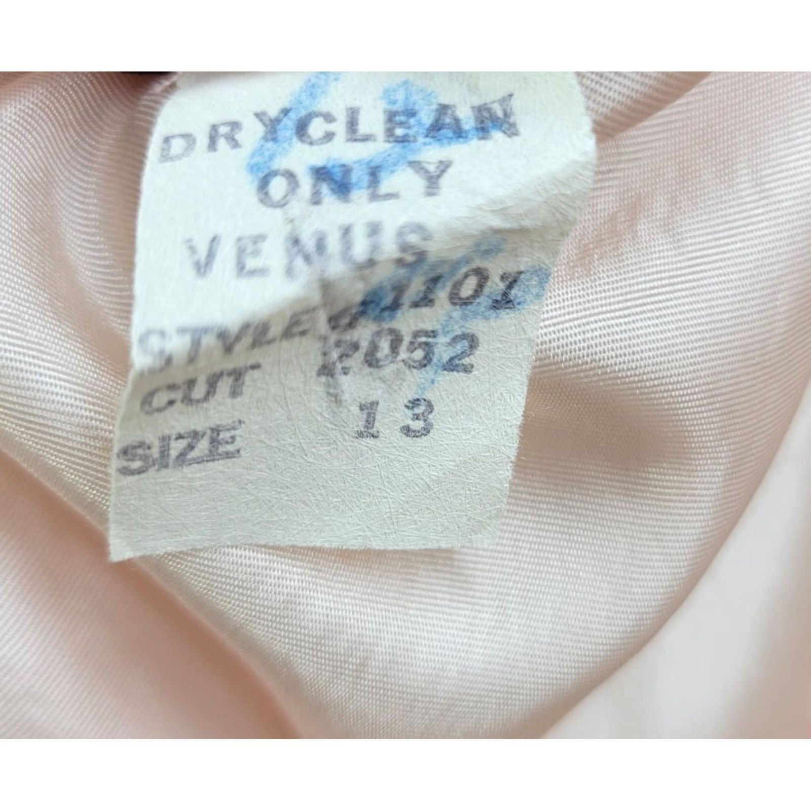 Vintage Vtg Totto Barbiecore Bodycon Dress Pastel Pink Lace Satin Open Back 13 Dress Womens Cocktail Satin Lace Open Back 13 Pink Barbiecore Totto Size XL / US 12-14 / IT 48-50 - 8 Thumbnail