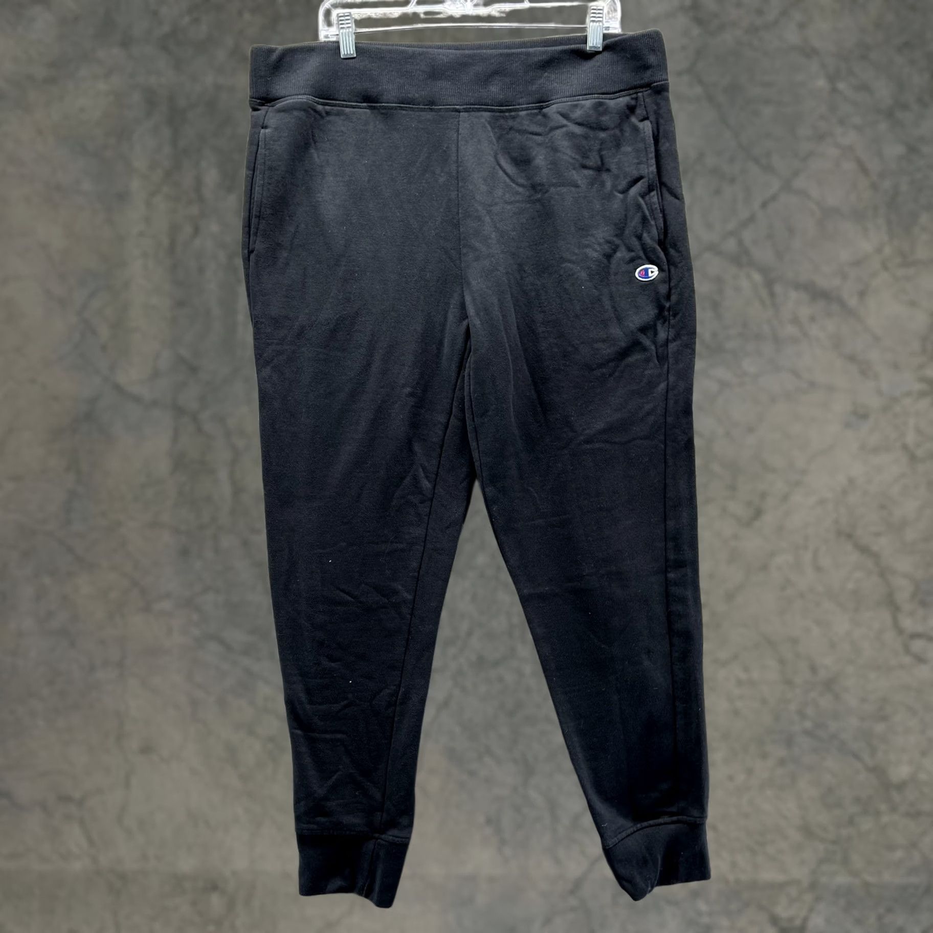 Champion VINTAGE? No. Champion Sweatpants Mens XL Black Joggers Fleece Lined Athletic Lounge Pants Size US 36 / EU 52 - 1 Thumbnail