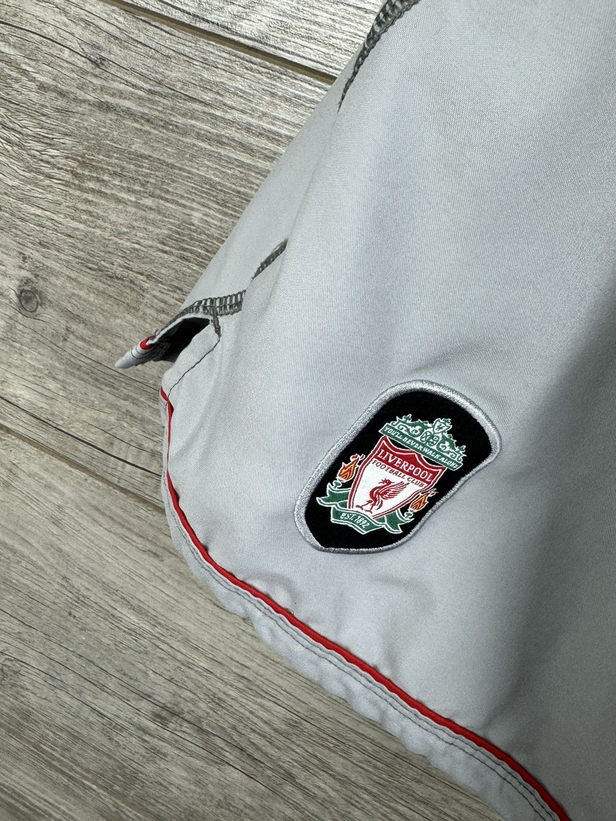 Reebok REEBOK LIVERPOOL SHORTS 🩳 VINTAGE Size US 34 / EU 50 - 2 Thumbnail