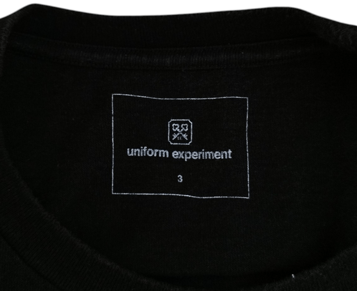 uniform experiment Uniform experiment fragment paint spots pocket tee Size US L / EU 52-54 / 3 - 6 Thumbnail