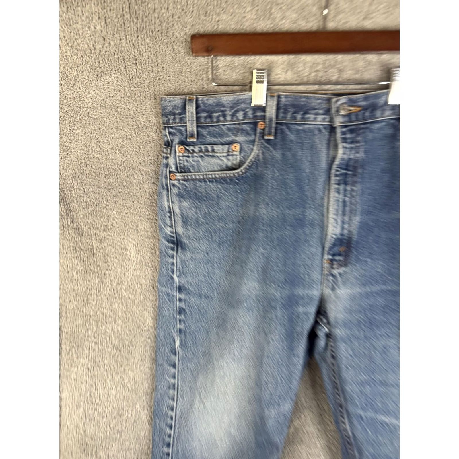 Levi's VINTAGE Levi's 505 Jeans Mens 40x30 Blue Denim Regular Fit Straight Leg USA 90s Mens Size US 40 / EU 56 - 2 Thumbnail