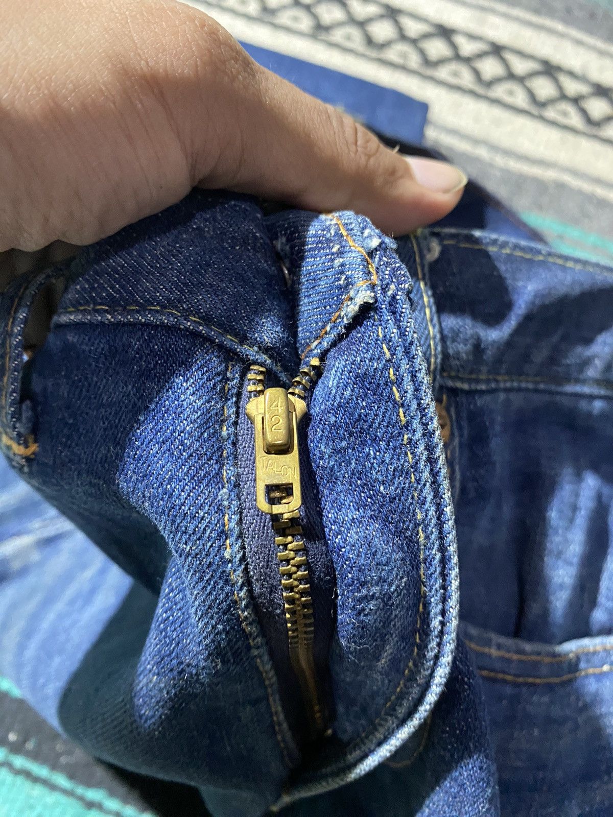 Levi's × Vintage 70s Rare Levi’s 805 Distressed Vintage Jeans Size US 33 - 10 Thumbnail