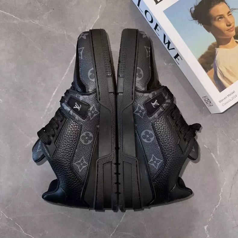 Louis Vuitton Louis Vuitton Black Trainer Size 41-2507 Size US 8 / EU 41 - 5 Thumbnail