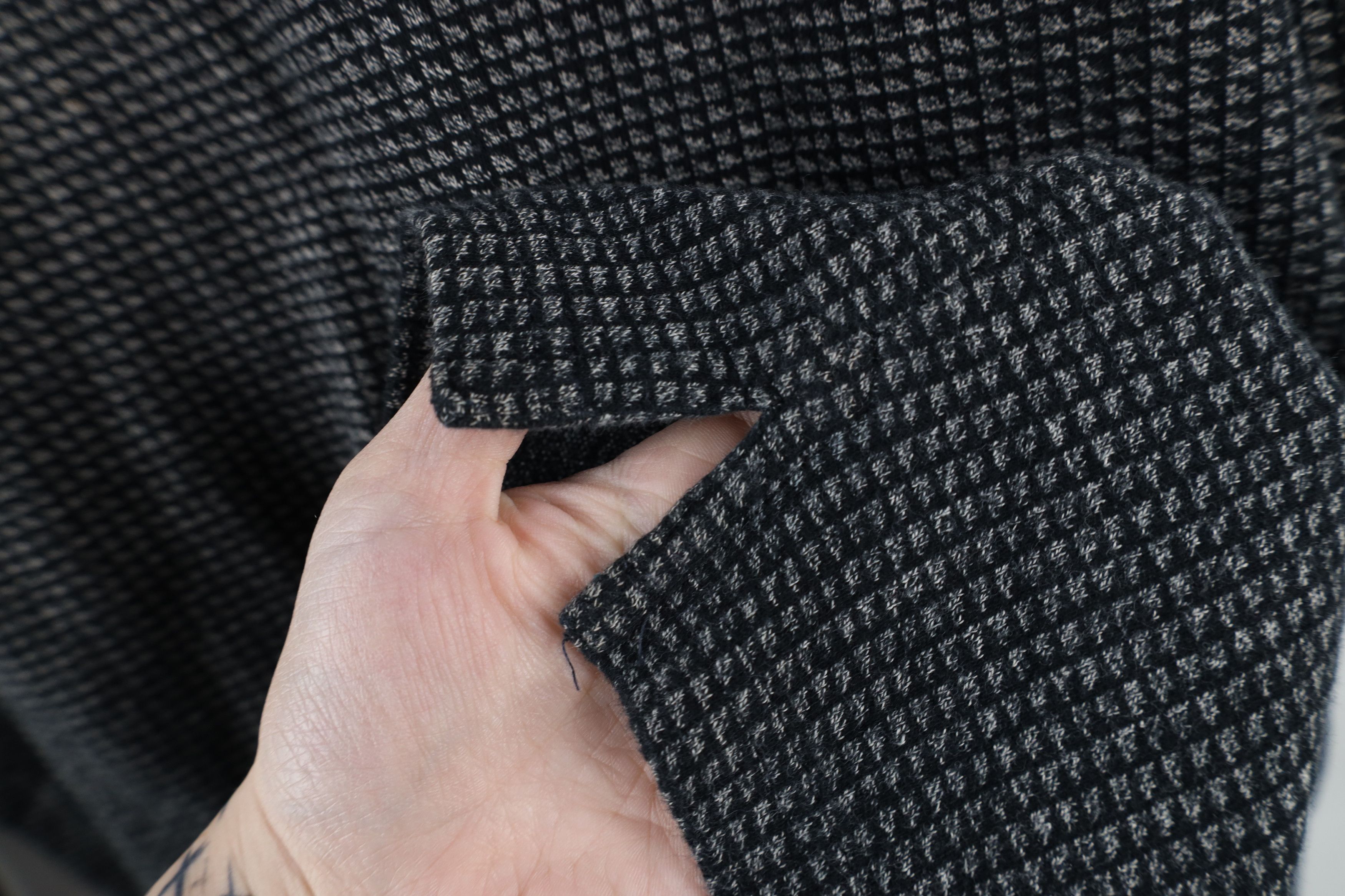 Vintage Vintage 90s Streetwear Geometric Long Sleeve Polo Shirt Size US M / EU 48-50 / 2 - 6 Thumbnail