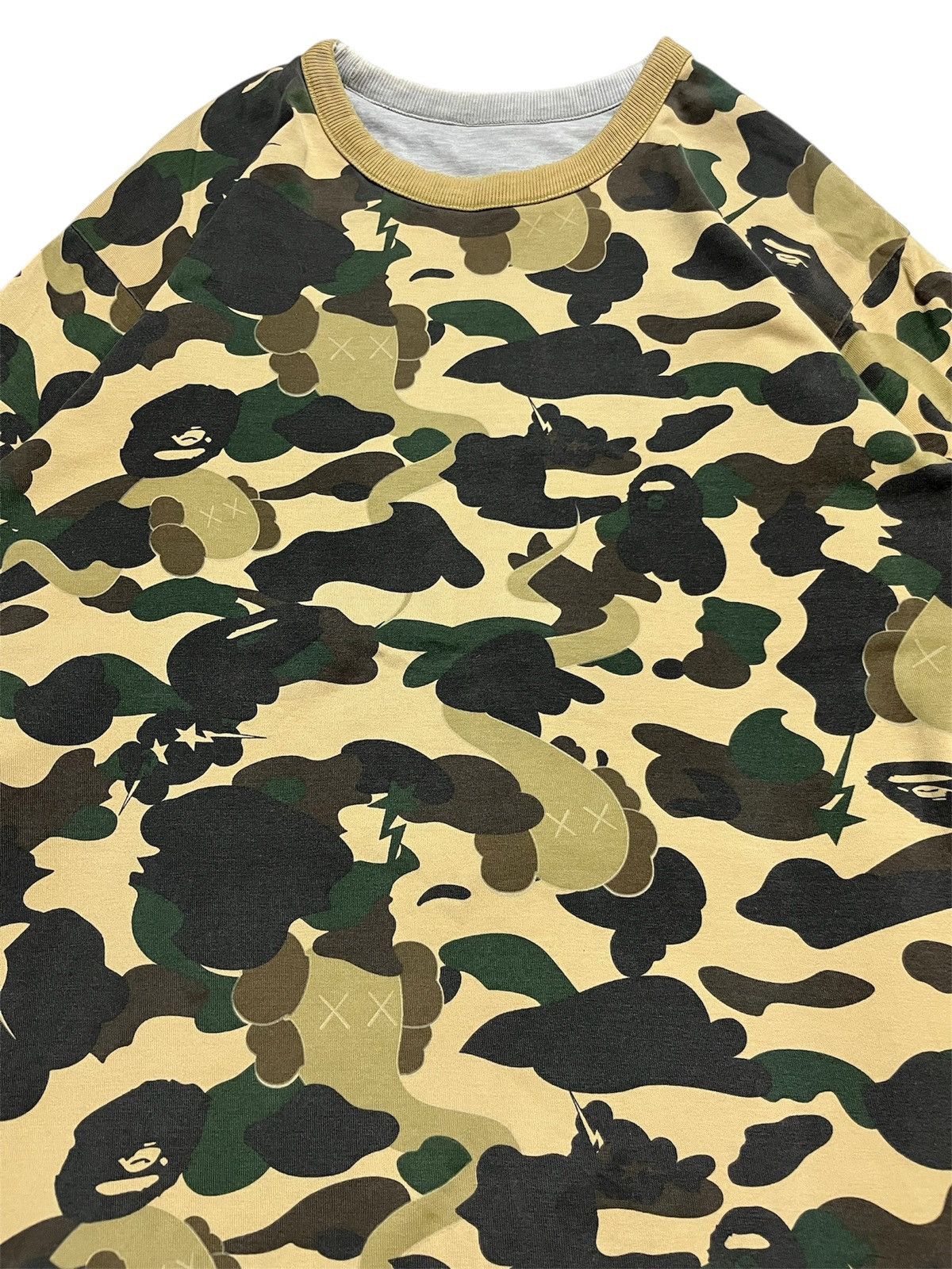 Bape × Kaws OG Bape x Kaws Camo Reversible L/S T-Shirt Distressed Size US M / EU 48-50 / 2 - 3 Thumbnail