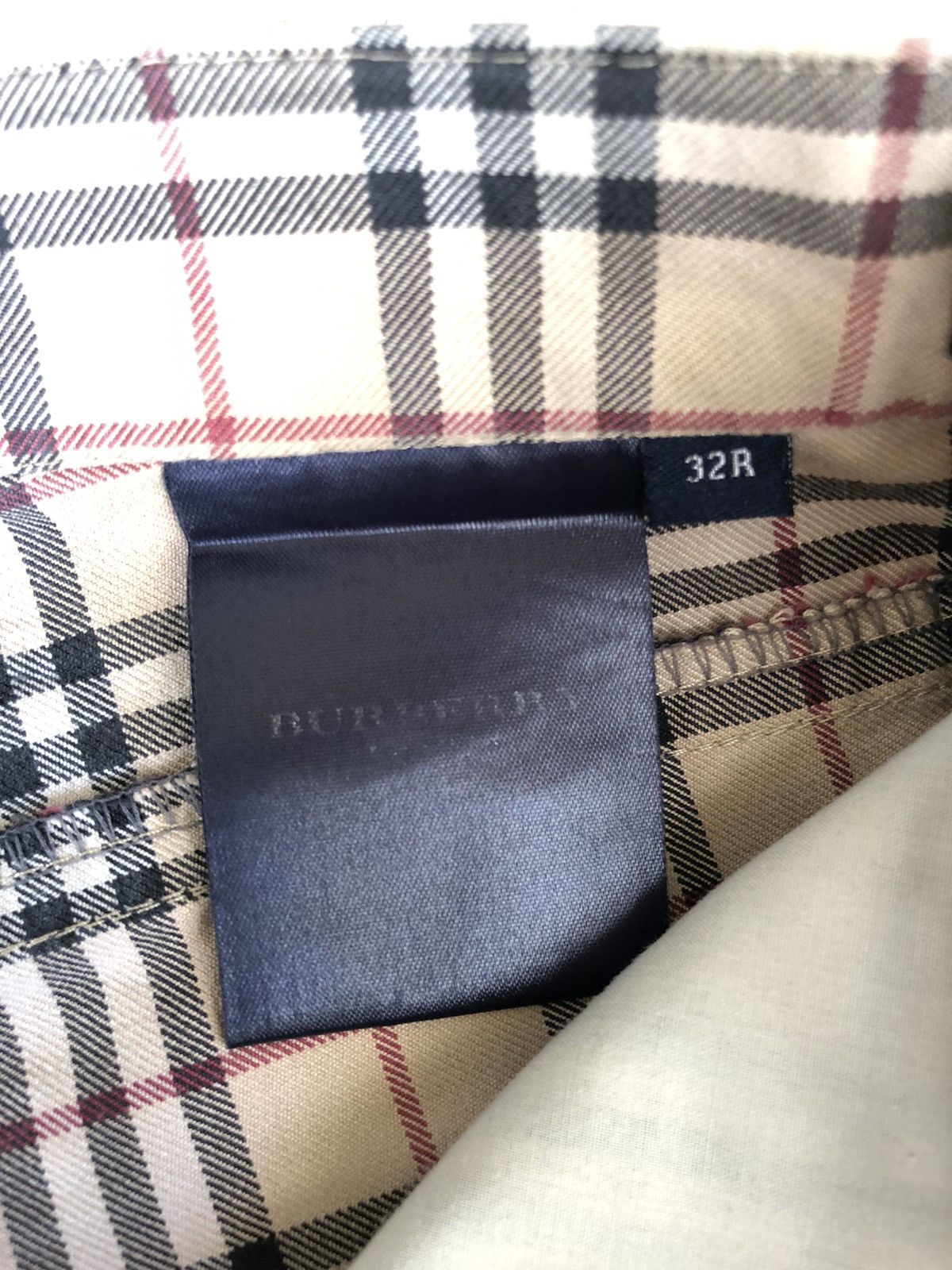 Burberry Checkered Shorts Size US 30 / EU 46 - 10 Thumbnail