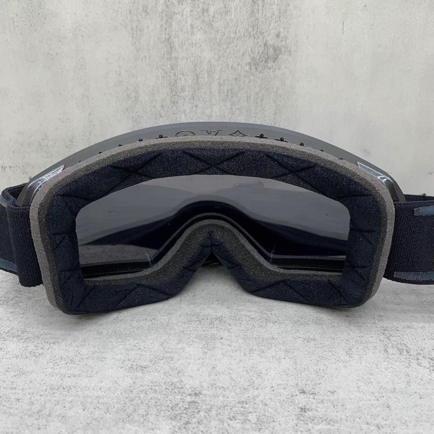 Louis Vuitton LV Black Monogram All-Over-Print Ski Goggles New Size ONE SIZE - 8 Thumbnail