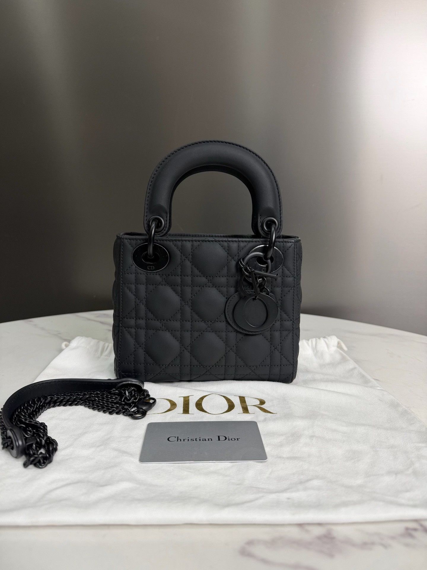 Dior Pre-loved Bag Very good condition Size ONE SIZE - 1 Thumbnail
