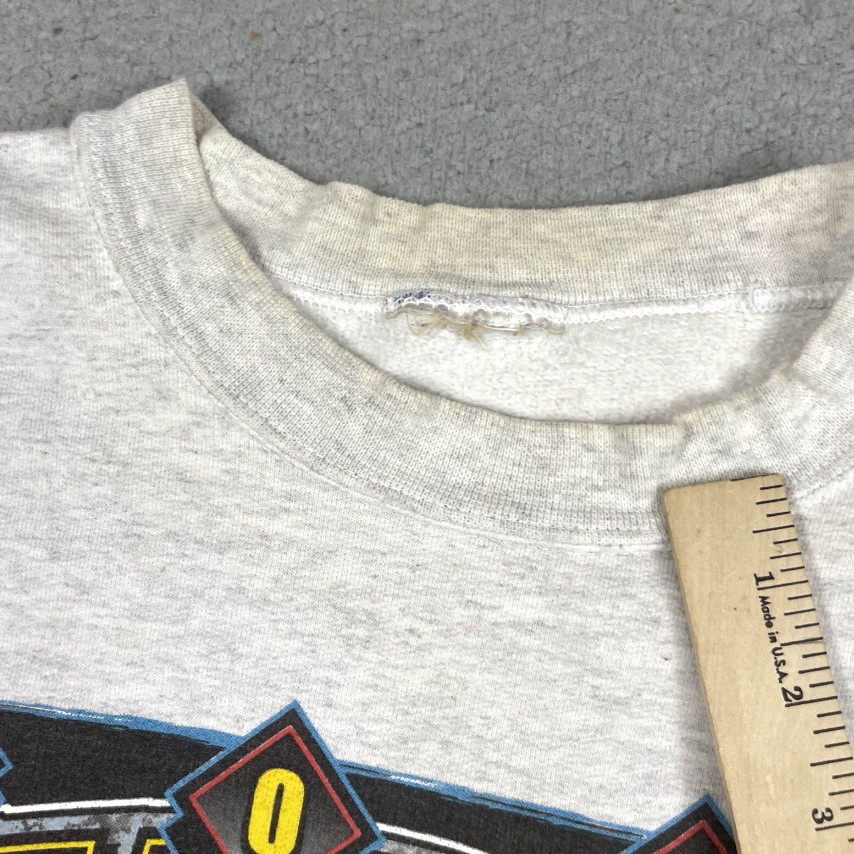 Vintage VINTAGE Goodyear Racing Sweatshirt Men's Large Gray John Kearney Cropped Rare L* Size US L / EU 52-54 / 3 - 6 Thumbnail