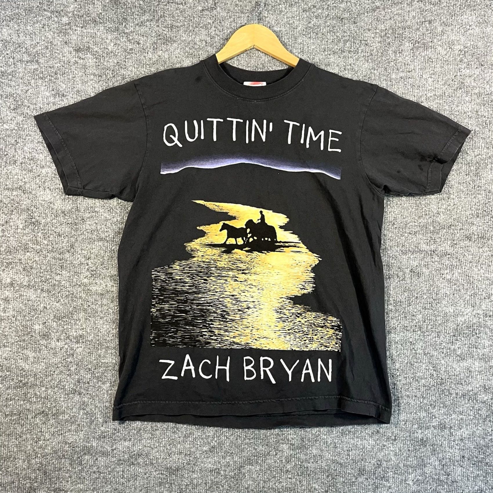 One of These Days VINTAGE Zach Bryan 2024 The Quittin Time Tour Shirt Mens Medium Graphic Black Size US M / EU 48-50 / 2 - 2 Thumbnail