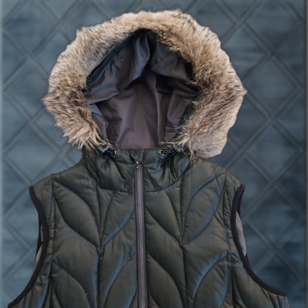 Eddie Bauer Eddie Bauer EB650 Puffer Vest Womens S Hooded Gray Down Insulated Nylon Softshell Zipper Pockets Vest Size S / US 4 / IT 40 - 1 Thumbnail