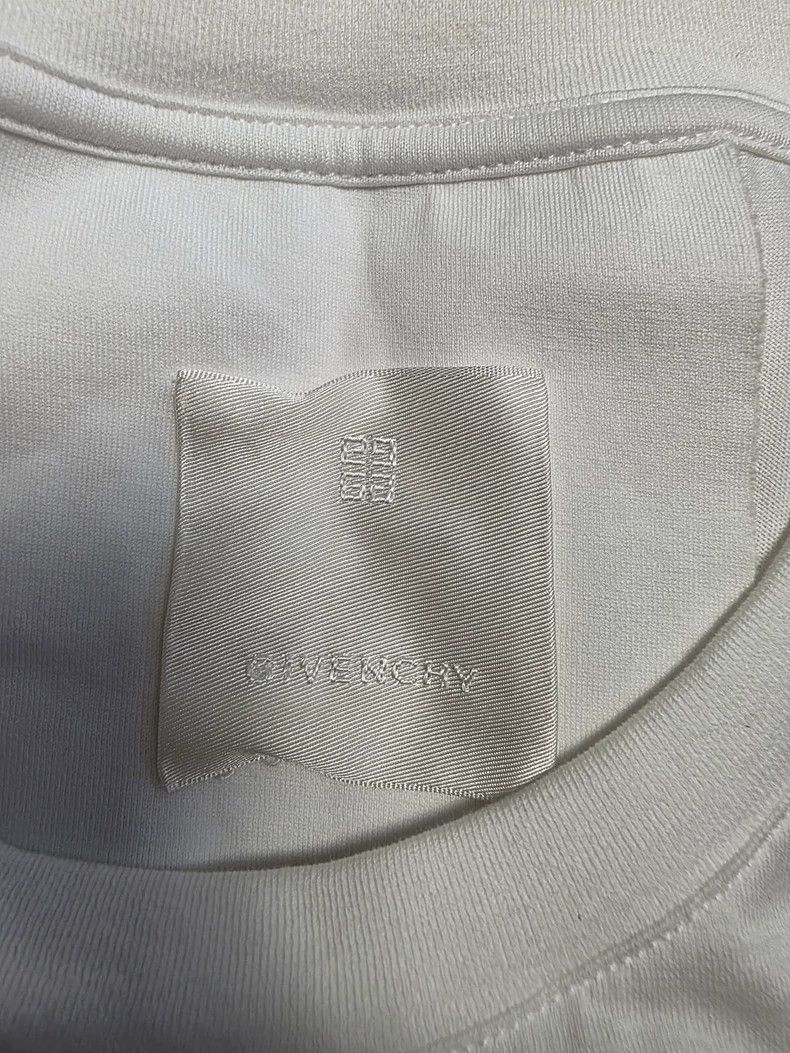 Givenchy Givenchy FW22 Letter Logo Printed Short-sleeve T-Shirt 2506 Size US L / EU 52-54 / 3 - 6 Thumbnail
