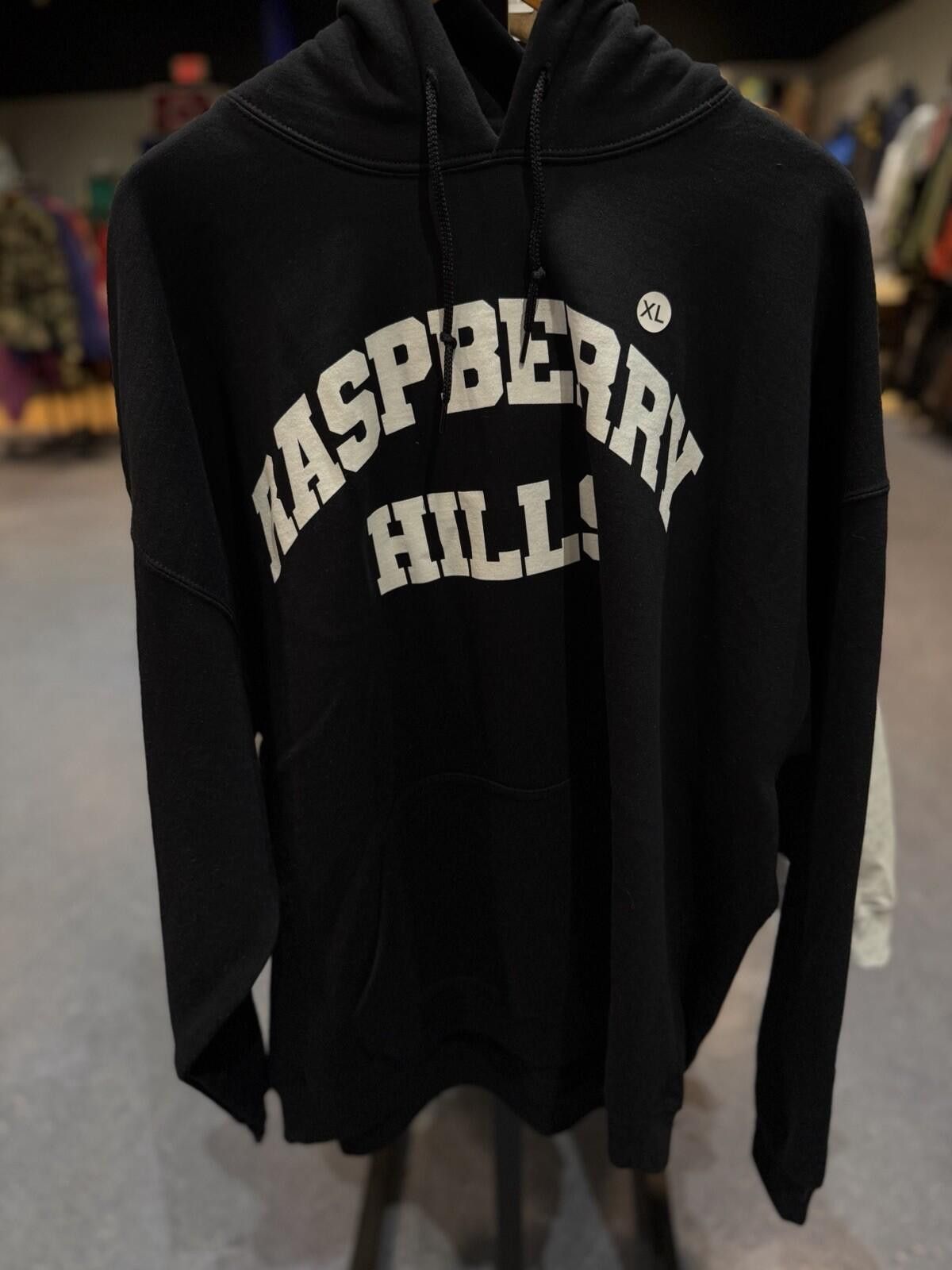 Other Raspberry Hills Black Cotton Fleece Pullover Hoodie XL Size US XL / EU 56 / 4 - 2 Thumbnail