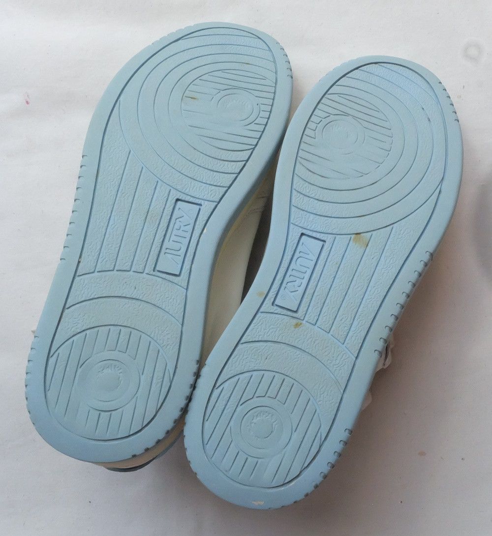 AUTRY Autry Medalist Low Size US 8 / EU 41 - 11 Thumbnail