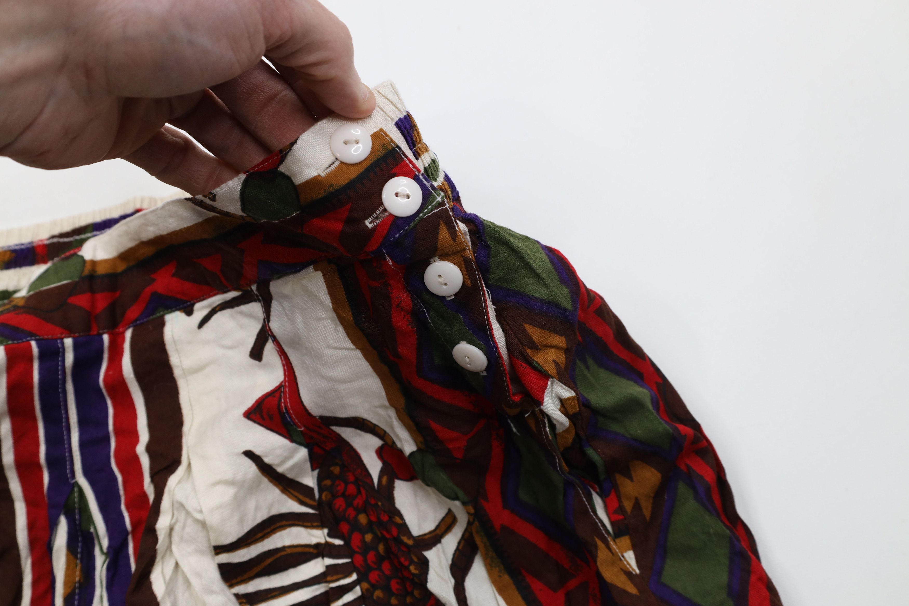 Vintage Vintage 90s Streetwear Gabardine Abstract Geometric Shorts Size 22" - 8 Thumbnail