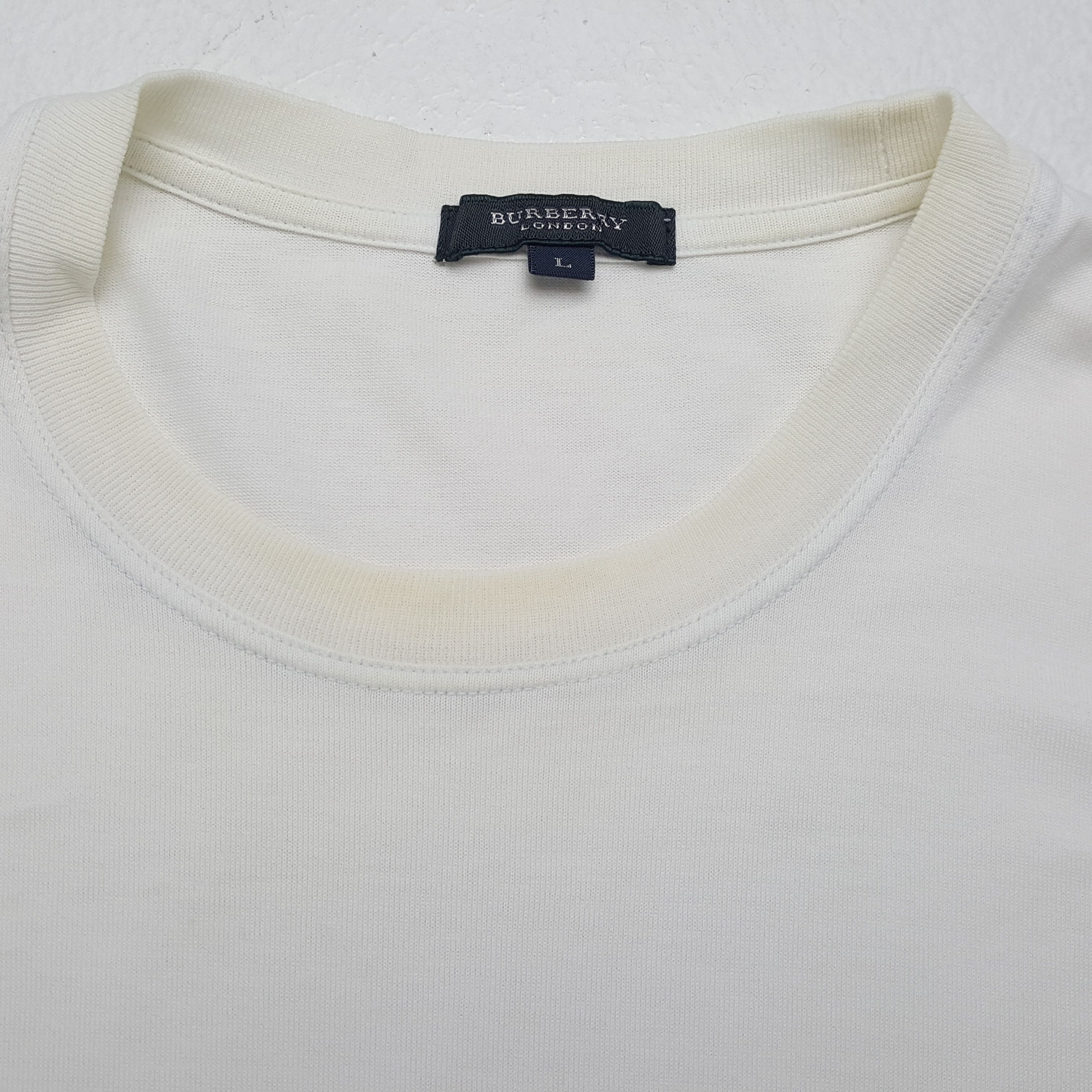 Burberry × Vintage Vintage BURBERRY LONDON Fashion Brand T-Shirts Size US L / EU 52-54 / 3 - 7 Thumbnail