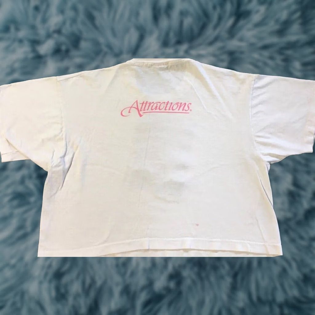 Vintage VINTAGE Never Forget Who You Are Cropped Shirt White One Size Boxy Abstract Art Grunge 80s 90s Women T-Shirt US Made Single Stitch Size ONE SIZE - 1 Thumbnail