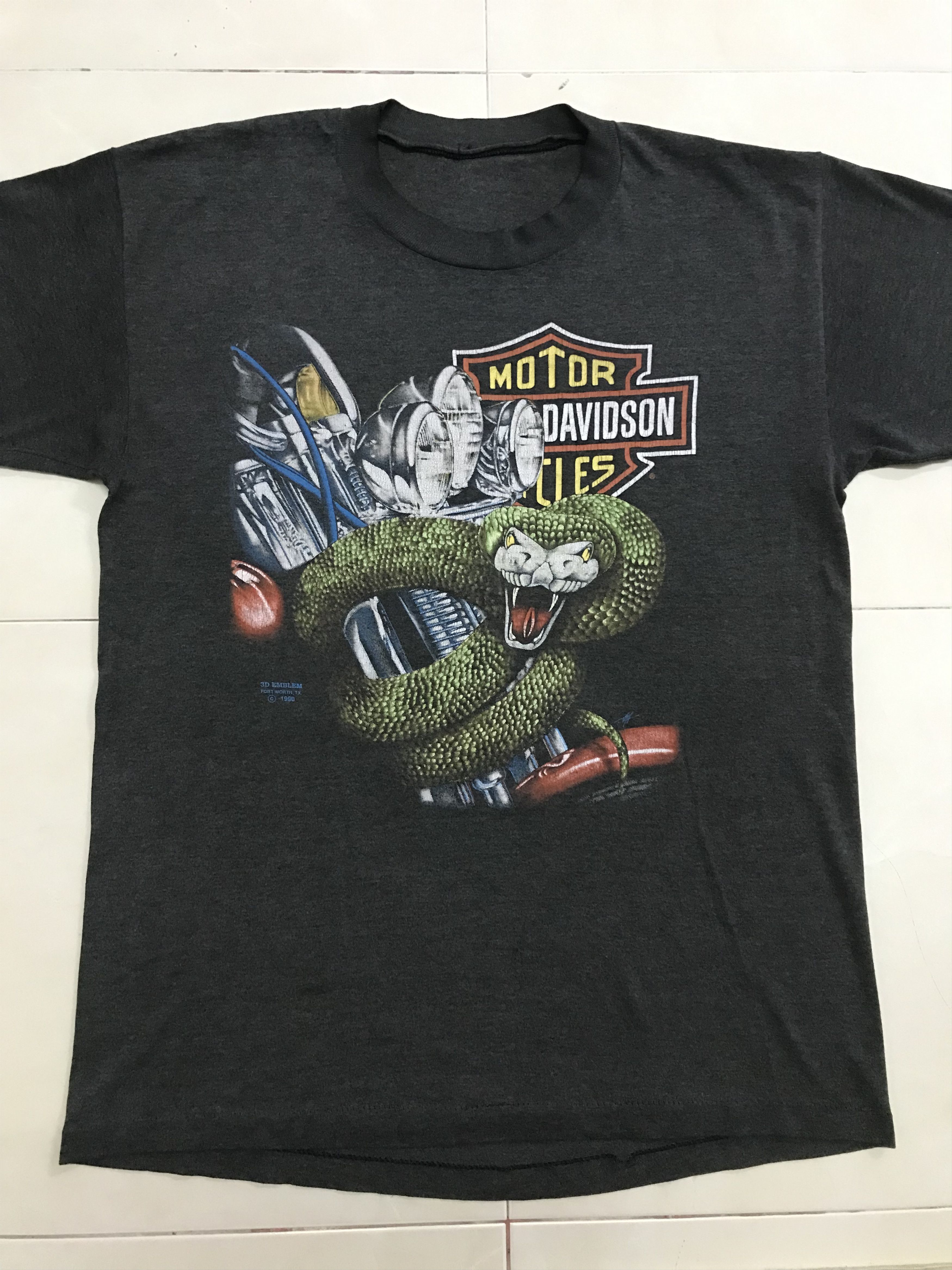 Harley Davidson VINTAGE 90s HARLEY DAVIDSON 3D EMBLEM SNAKE GRAPHIC T-SHIRT Size US M / EU 48-50 / 2 - 2 Thumbnail