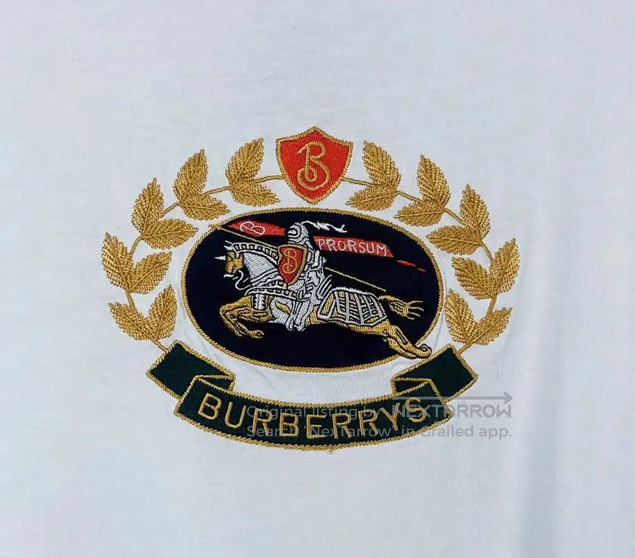 Other Burberry Women's White Cotton Short Sleeve T-Shirt. Size L / US 10 / IT 46 - 3 Thumbnail