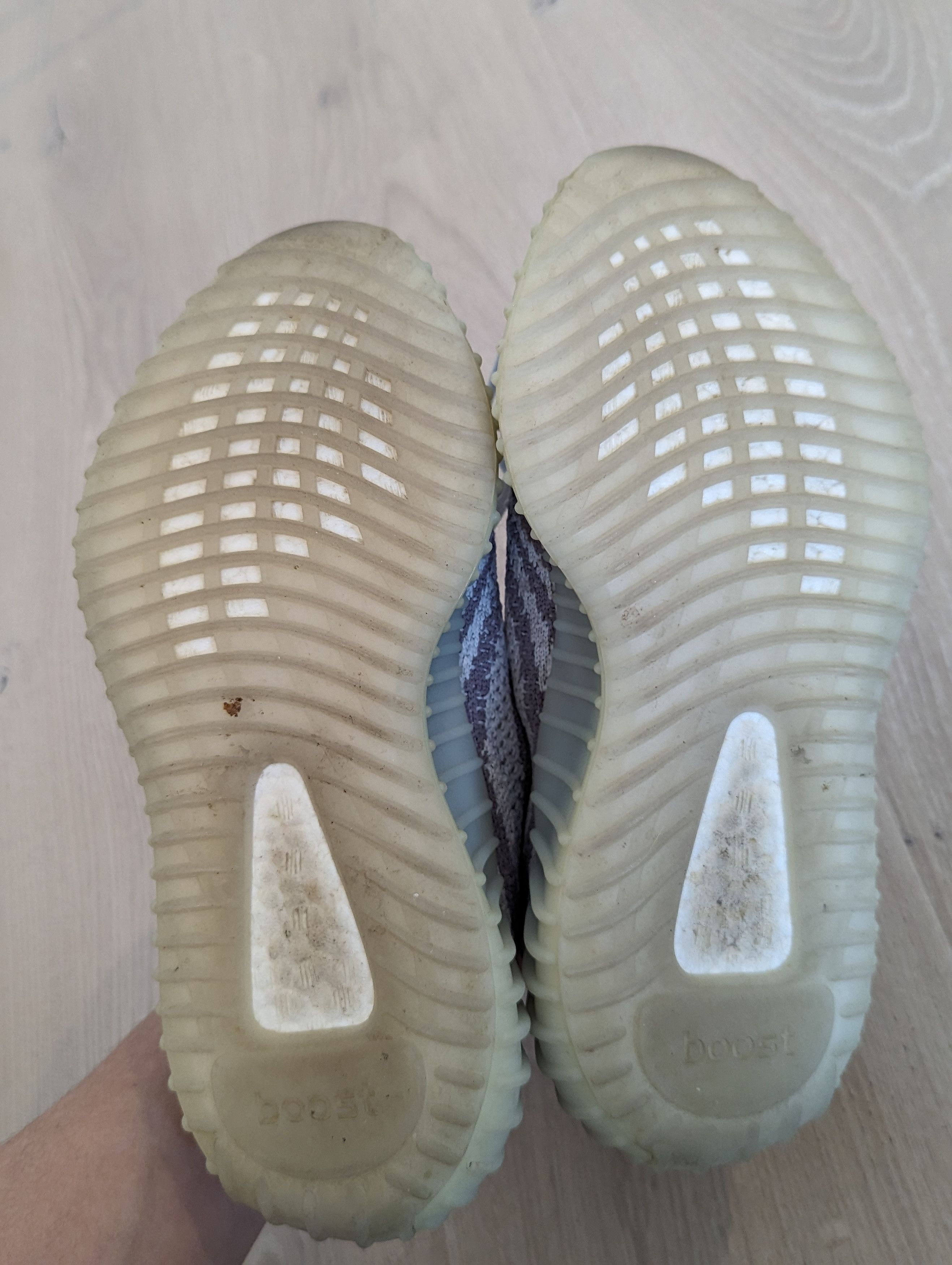 Adidas × Yeezy Yeezy 350 V2 blue tint Size US 5.5 / IT 35.5 - 6 Thumbnail