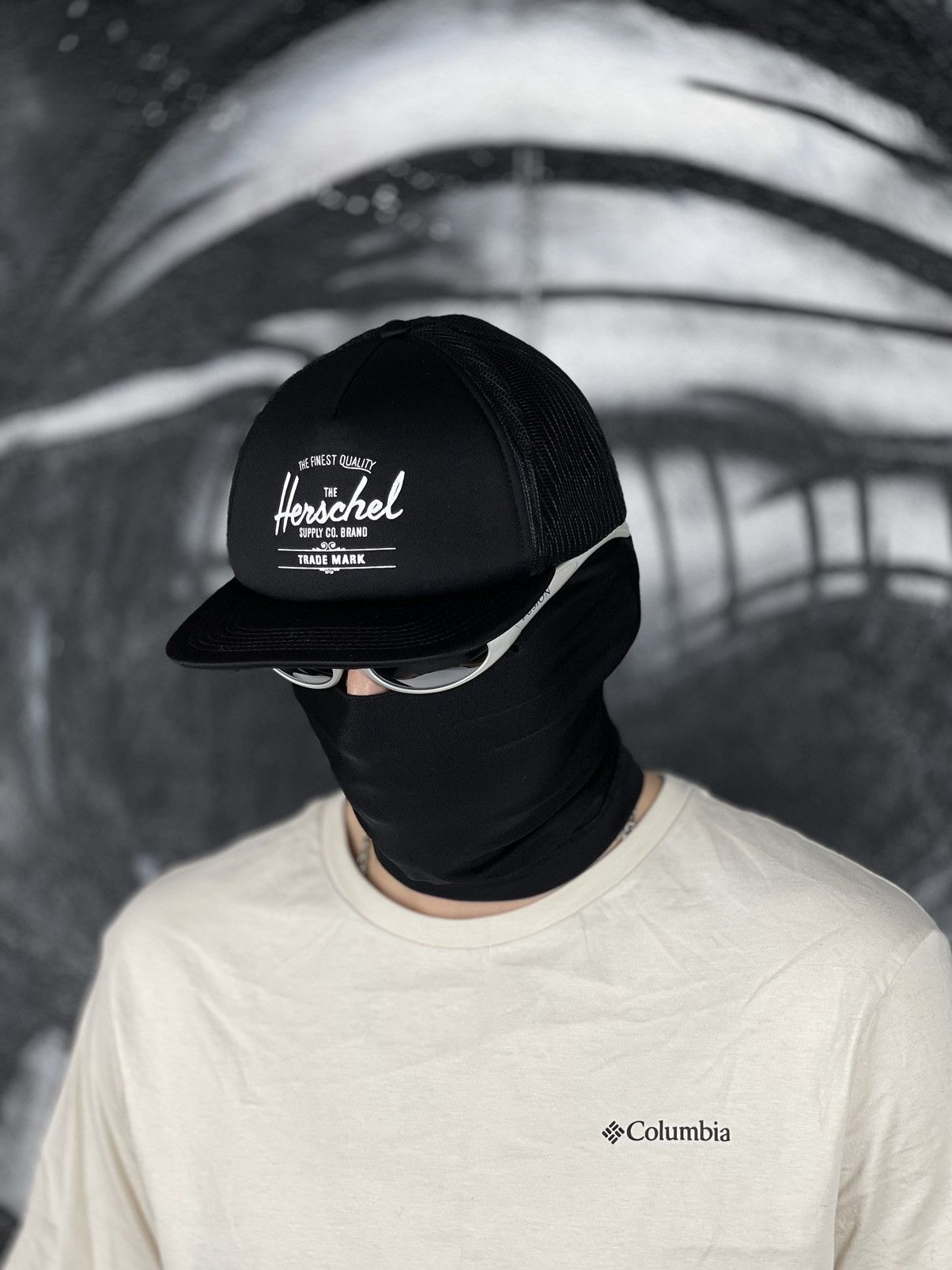 Herschel Supply Co. Hershel Supply Co. Brand Black Trucker Cap Size ONE SIZE - 1 Thumbnail