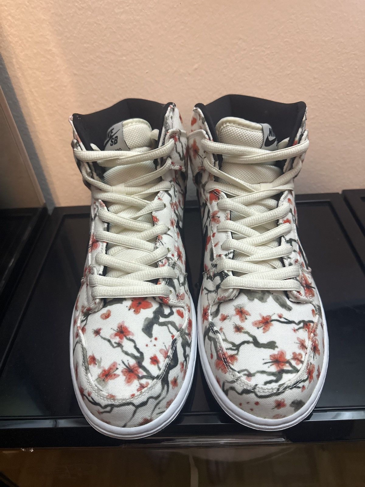 Nike Nike Dunk High “Cherry Blossom” Size US 9.5 / EU 42-43 - 3 Thumbnail
