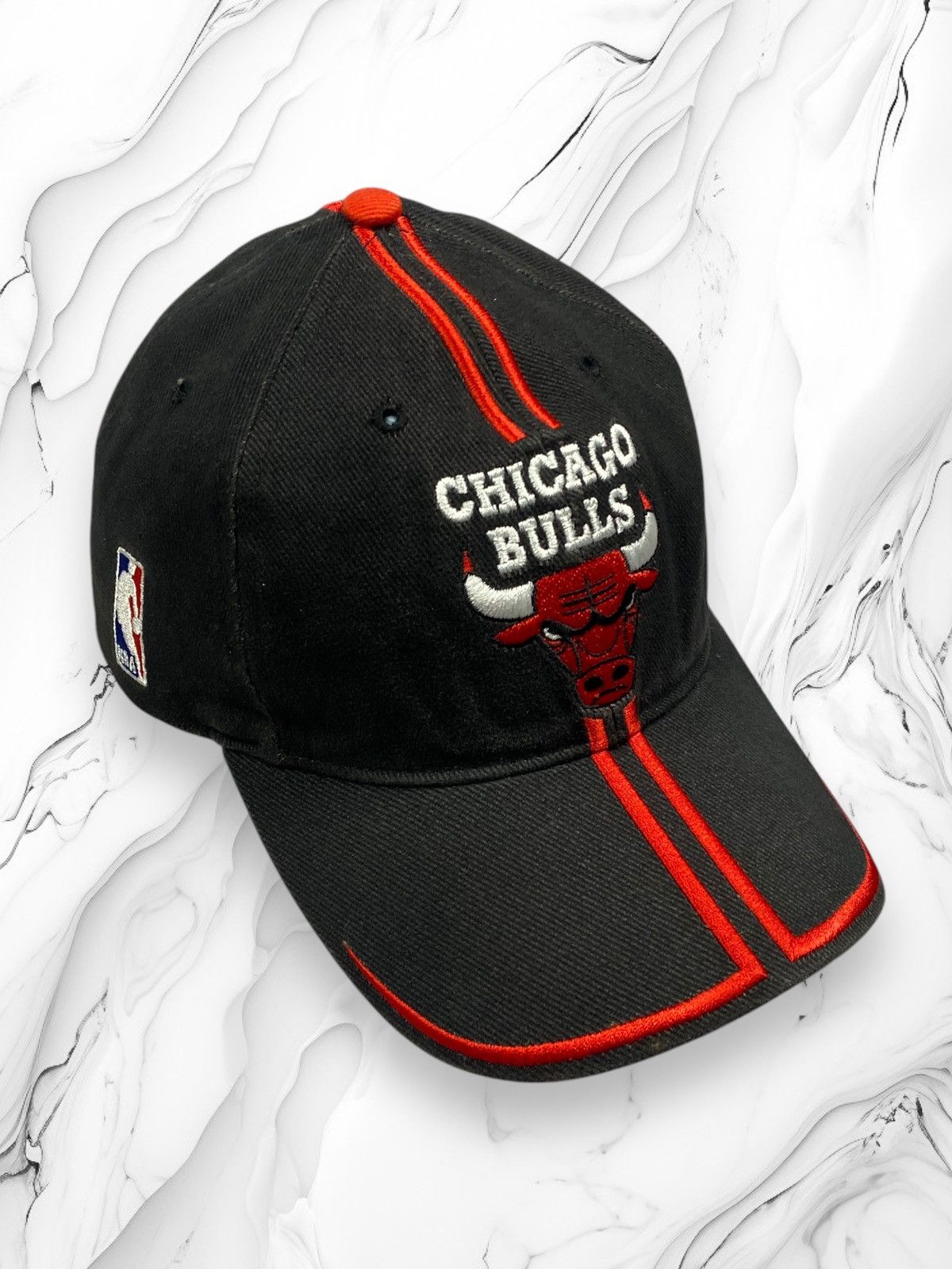 NBA × Vintage Vintage Chicago Bulls NBA Cap Size ONE SIZE - 1 Thumbnail