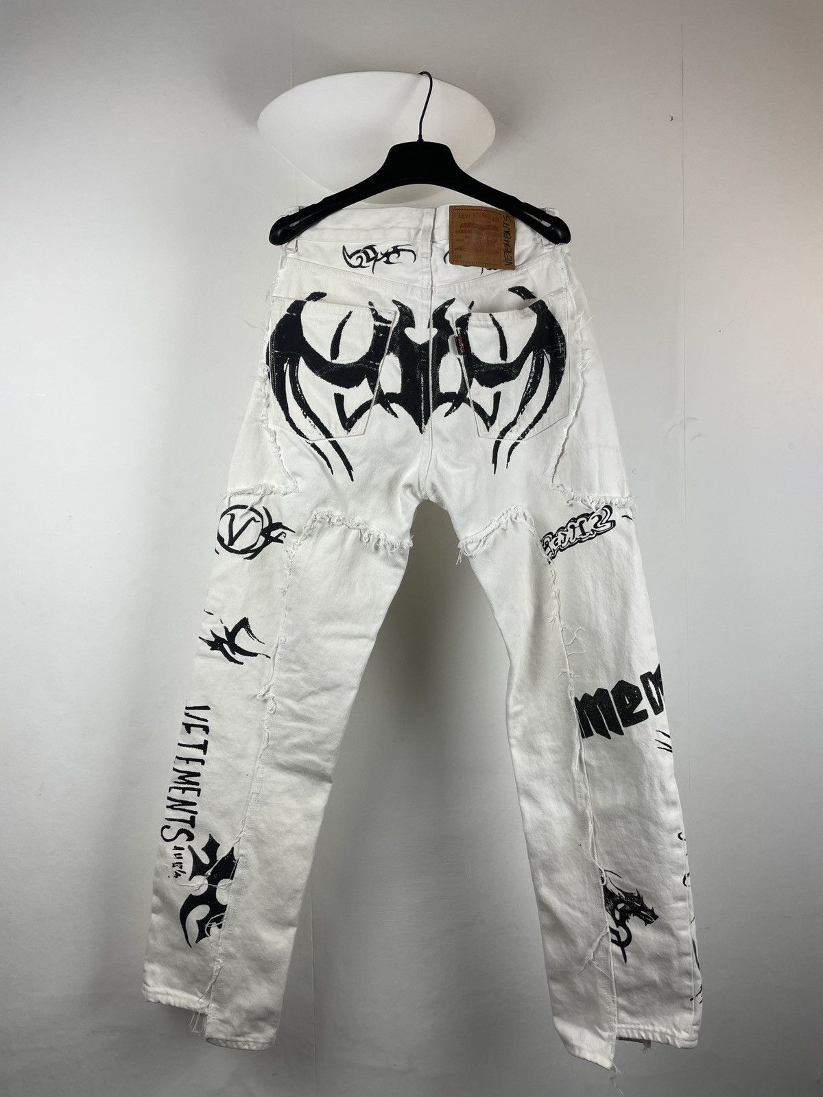 image of Levis x Vetements Levi’S Tribal Denim in White, Men's (Size 28)
