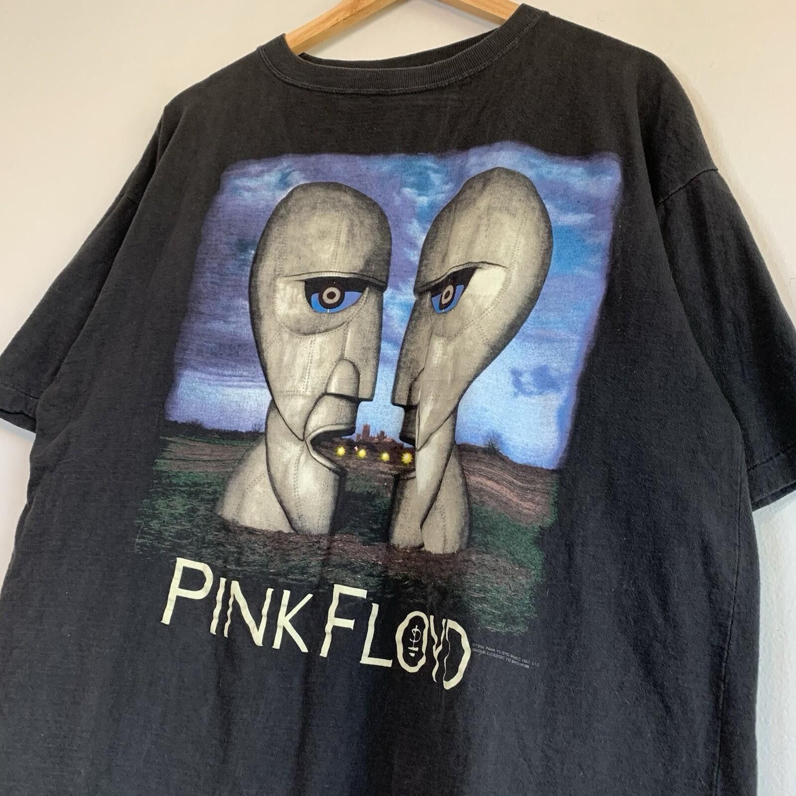 Vintage Vintage 1994 Pink Floyd Division Bell Tour Shirt Size XL Size US XL / EU 56 / 4 - 2 Thumbnail