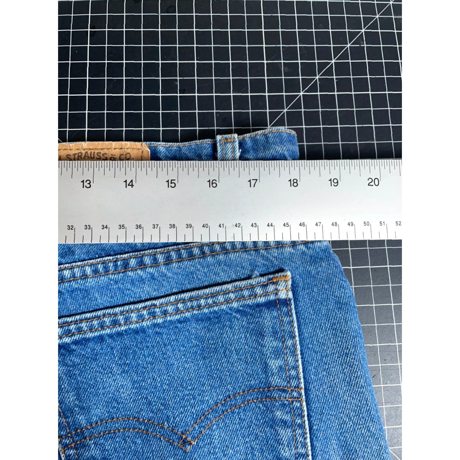 Levi's VINTAGE Levi's 509 Jeans Mens 36 x 30 Denim 1990 USA Made Orange Tab Blue Cotton 100% 5-Pocket Straight Pro- soa? Size US 36 / EU 52 - 6 Thumbnail