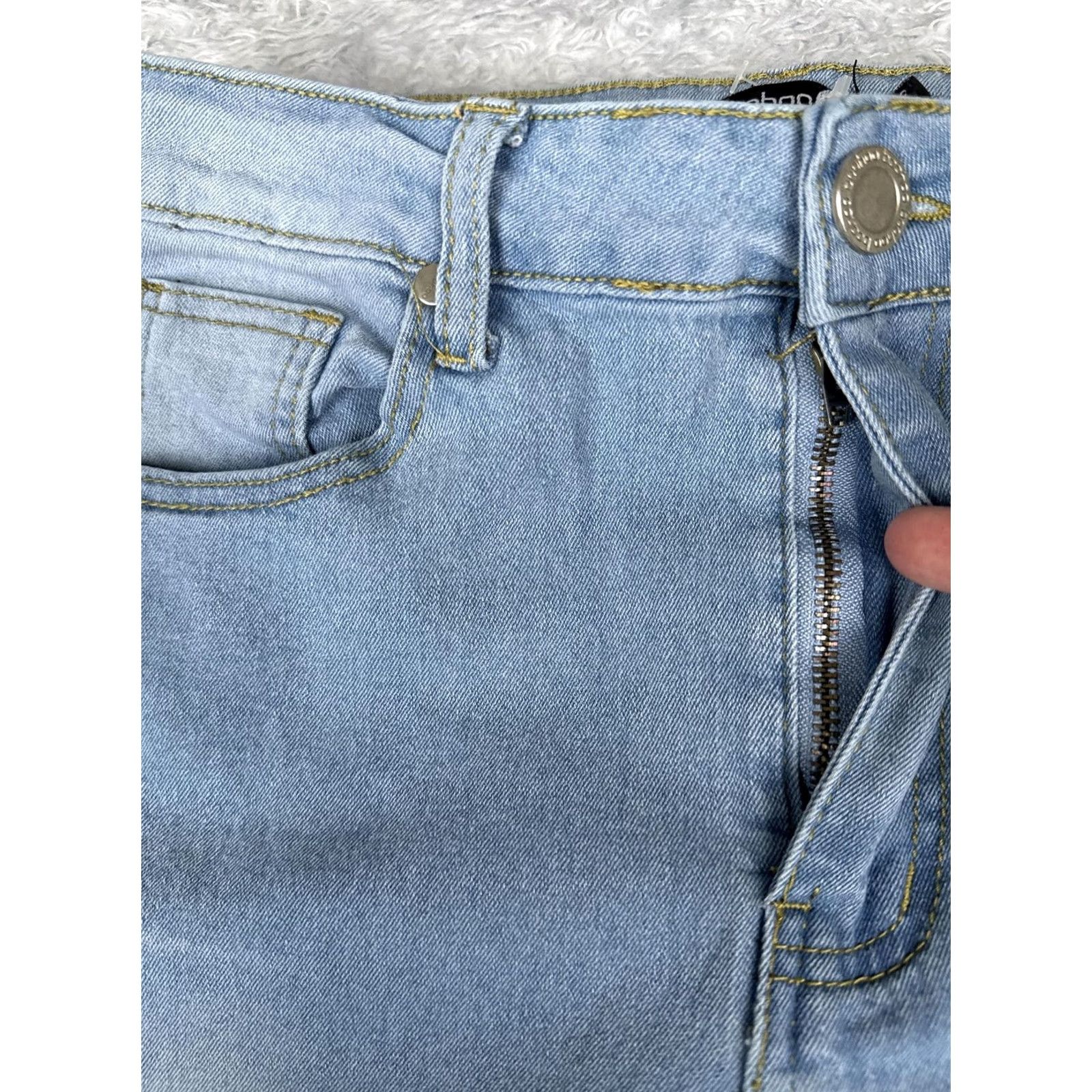 Boohoo Boohoo Jeans Women Flare High Rise Regular 8 Light Blue Denim 26x31 Regular Fit 5-Pocket Zipper Button 31 Inseam Size 30" / US 8 / IT 44 - 5 Thumbnail