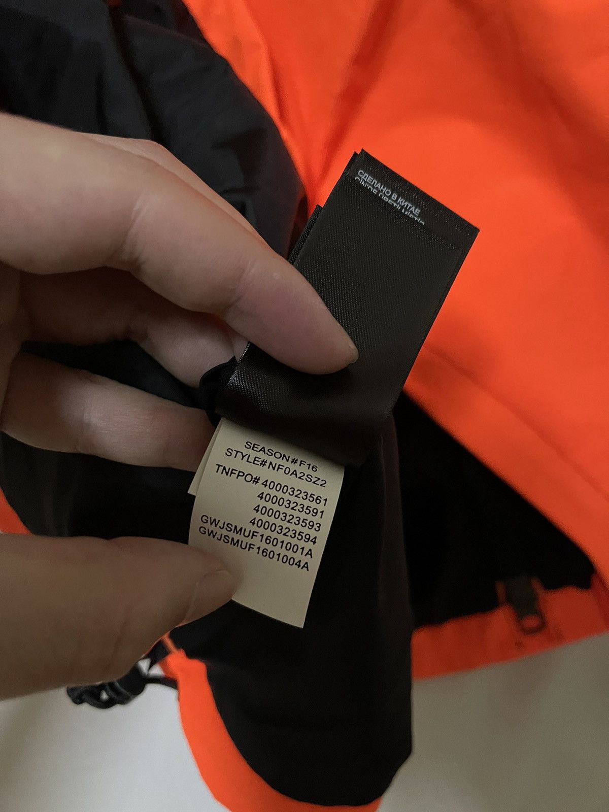 Supreme × The North Face Supreme tnf the north face 16fw orange mountain light Jacket Size US S / EU 44-46 / 1 - 7 Thumbnail