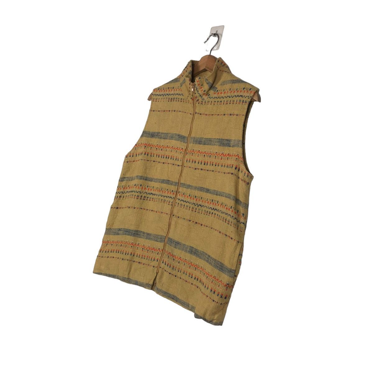 Japanese Brand 📌VINTAGE TANK TOP SLEEVELESS NAVAJO NATIVE DESIGN CHIMAYO Size US M / EU 48-50 / 2 - 3 Thumbnail