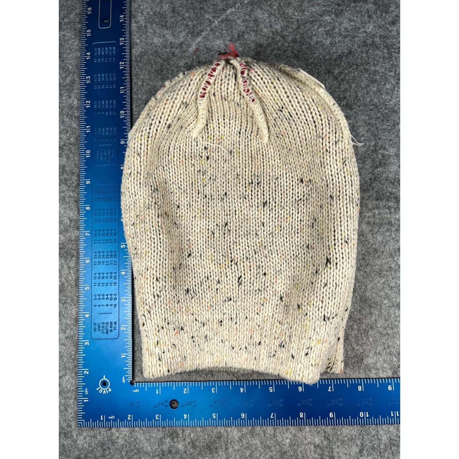 Vintage USA Flag Mukluks Beanie Women Blue Red White Stripe Confetti Knit 100% Acrylic Woman Winter Hat USA Flag Beanie Womens Blue Size ONE SIZE - 5 Thumbnail